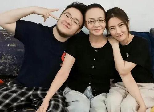 吃瓜八卦娱乐群,吃瓜八卦群背后的秘密与真相